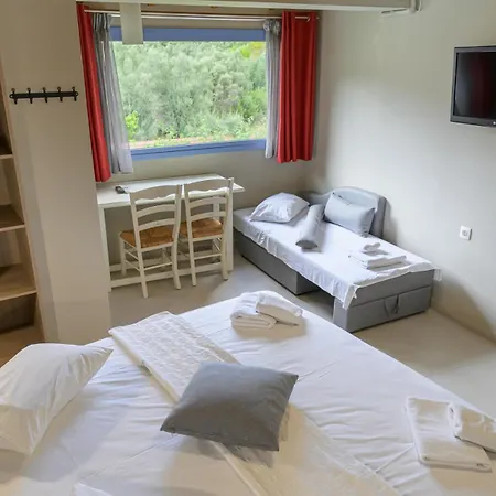 Hotel Rouda Bay