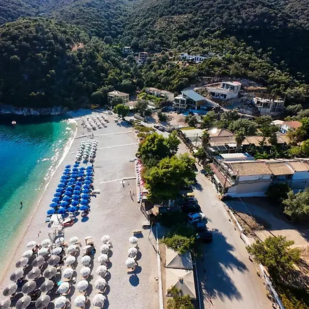 Rouda Bay Mikros Gialos