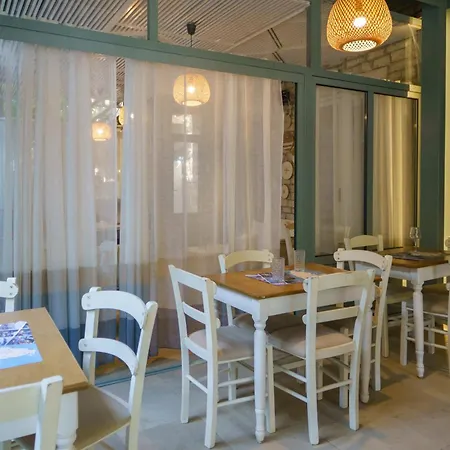 Rouda Bay Hotel Mikros Gialos