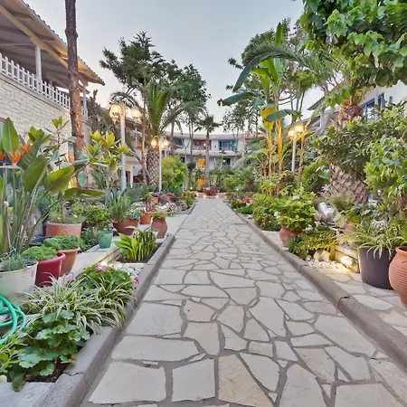 Rouda Bay Hotel Mikros Gialos